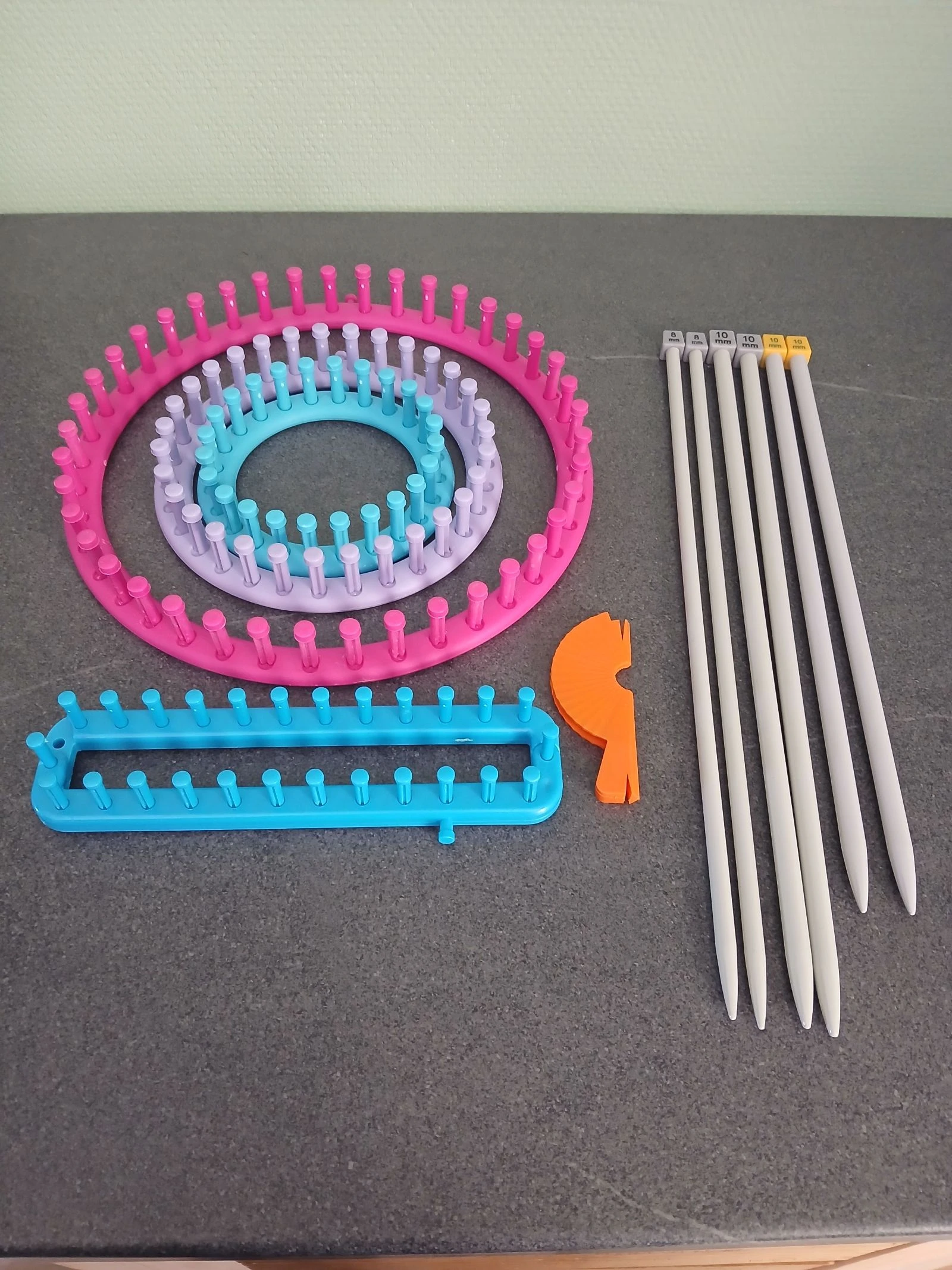 Kit tricot : tricotins (4) + lot d'aiguilles 